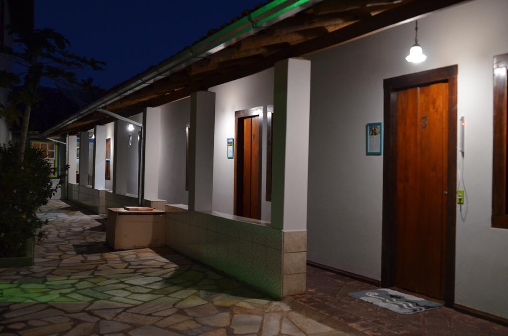Hostel Rua Direita Pirenópolis Exteriör bild