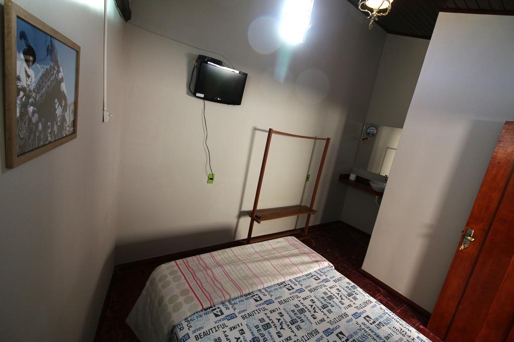 Hostel Rua Direita Pirenópolis Exteriör bild